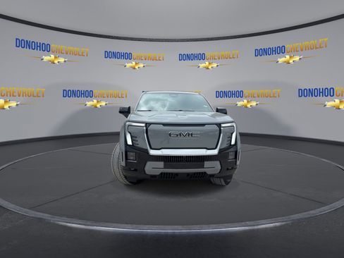 Used 2024 GMC Sierra EV Denali image 6