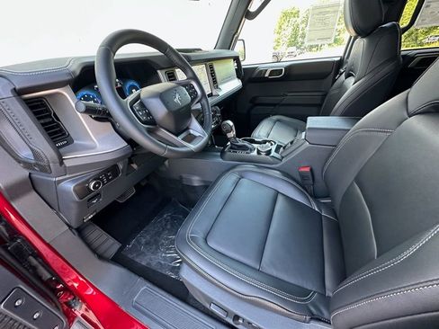 New 2026 Ford Bronco Outer Banks AWD/4WD image 17
