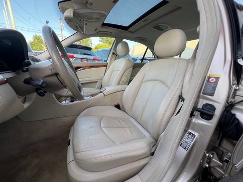 Used 2003 Mercedes-Benz E 320 Sedan image 13