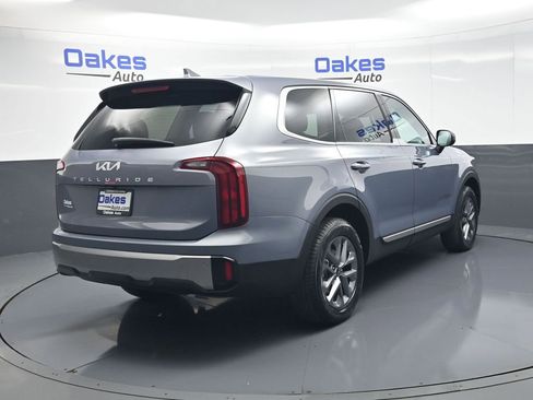 New 2025 Kia Telluride LX FWD image 8