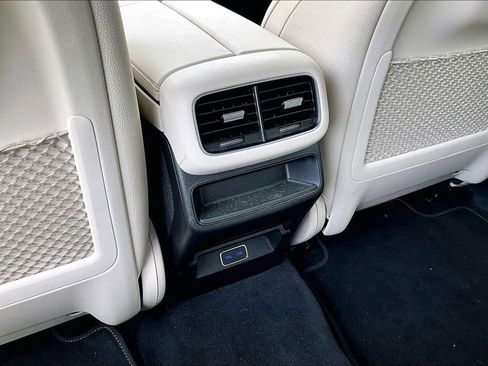 Certified 2024 Mercedes-Benz GLE 450 4MATIC image 25