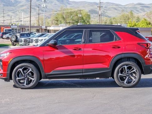 Certified 2021 Chevrolet TrailBlazer RS w/ Convenience Package AWD/4WD image 3