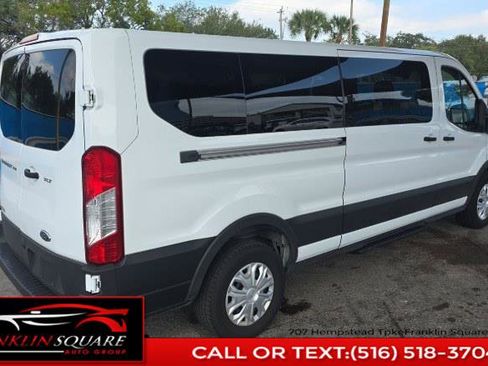 Used 2023 Ford Transit 350 XLT image 4