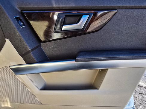 Used 2015 Mercedes-Benz GLK 350 GLK 350 image 39