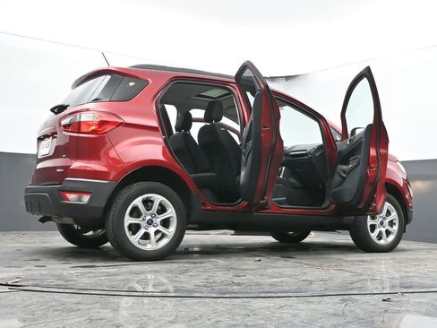 Used 2018 Ford EcoSport SE image 70