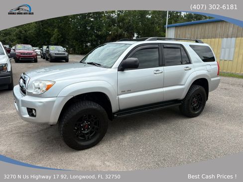 Used 2007 Toyota 4Runner SR5 AWD/4WD image 1
