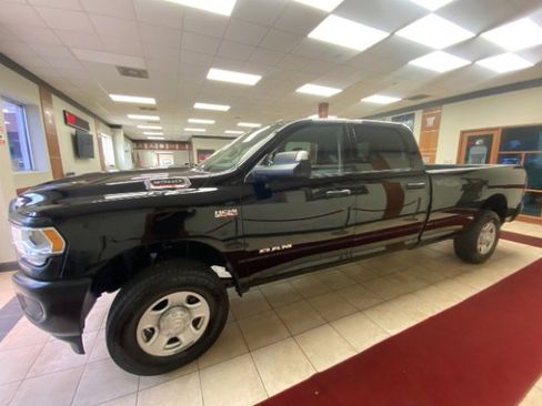 Used 2020 RAM 3500 Tradesman image 4