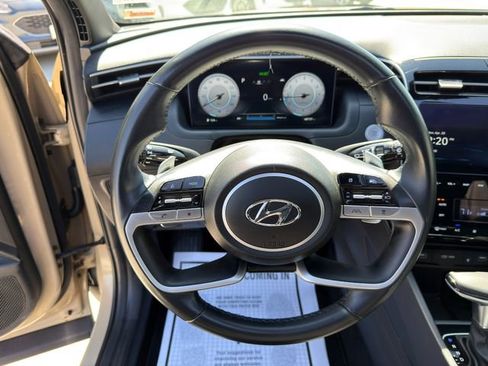 Used 2023 Hyundai Santa Cruz SEL Premium AWD/4WD image 35