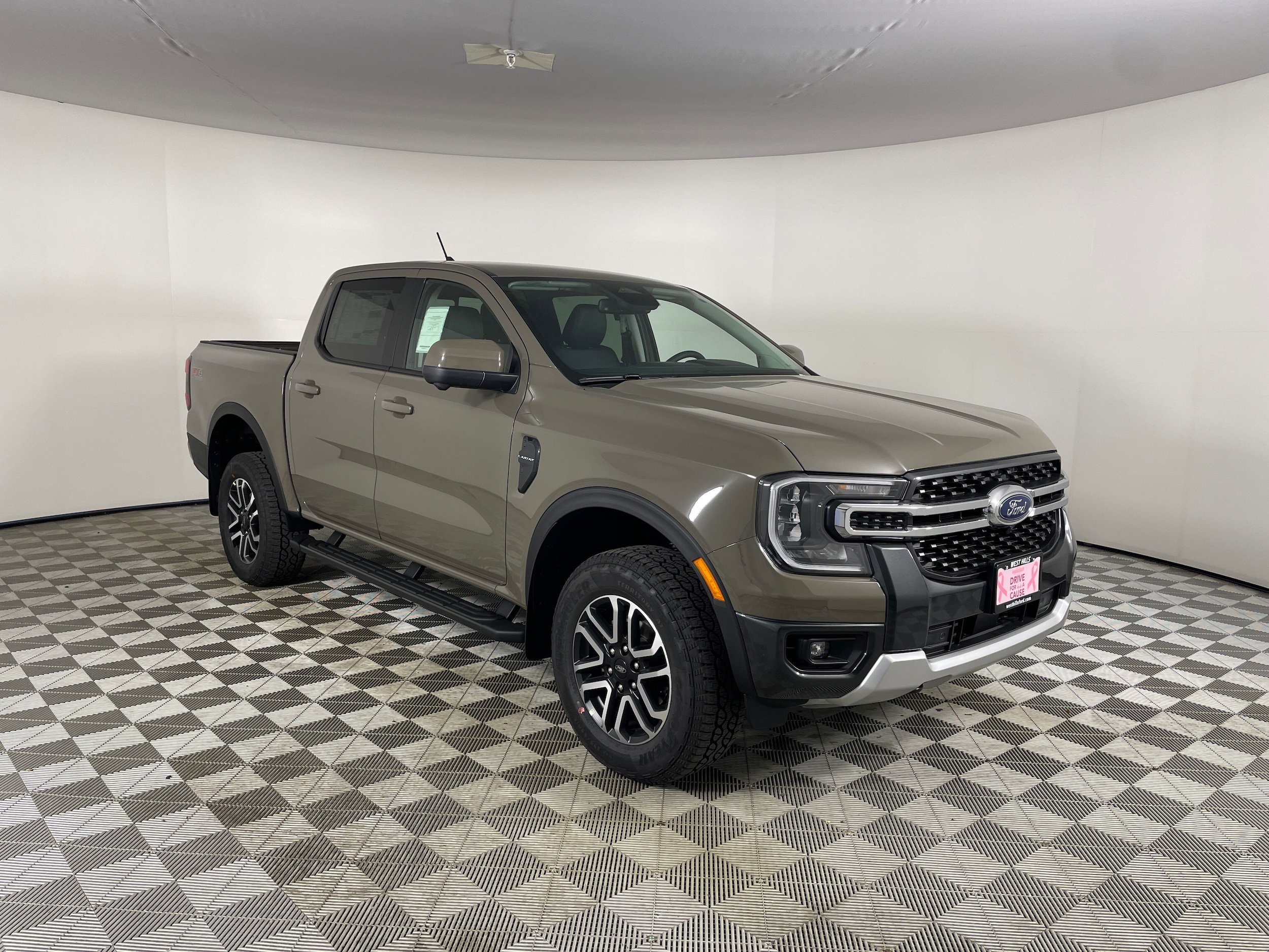 New 2026 Ford Ranger Lariat w/ FX4 Off-Road Package AWD/4WD image 15