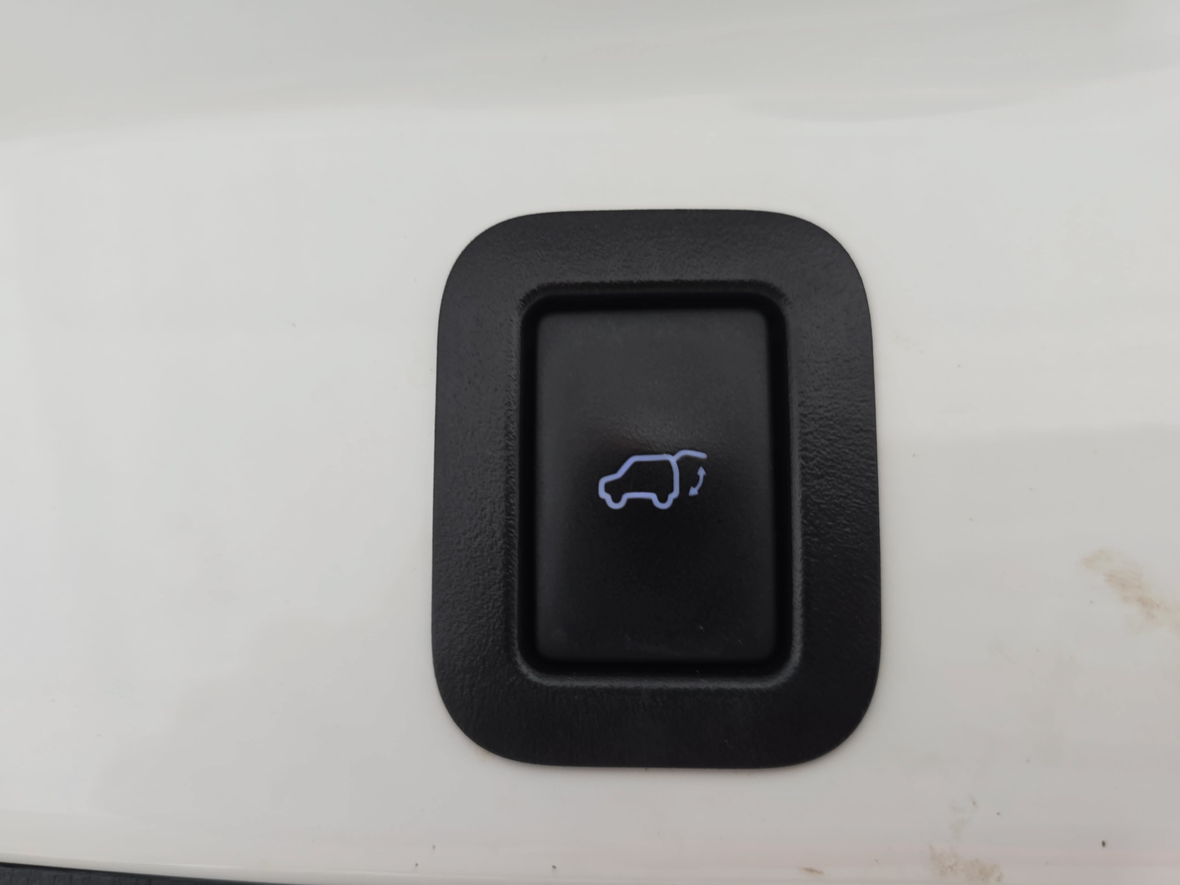 Used 2017 Toyota Highlander SE AWD/4WD image 14