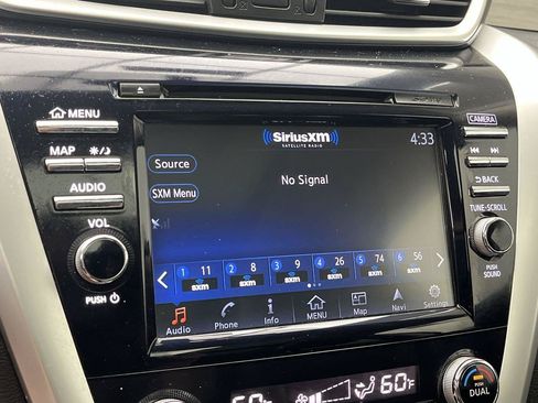 Used 2017 Nissan Murano SL w/ SL Technology Package AWD/4WD image 18