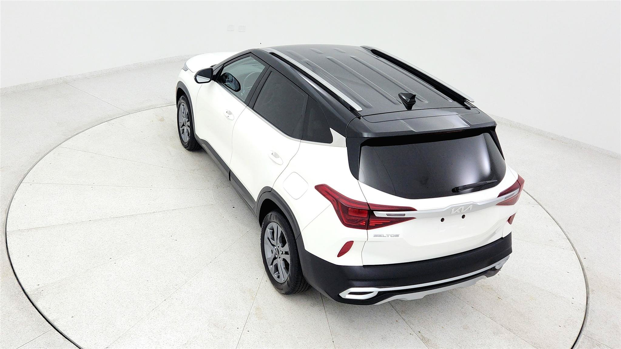 Used 2023 Kia Seltos S FWD image 35