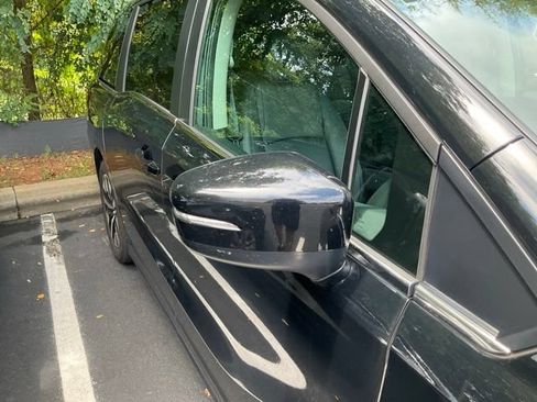 Used 2025 Honda Odyssey EX-L image 5