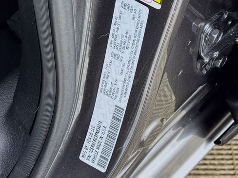 Used 2023 RAM 1500 Big Horn image 29