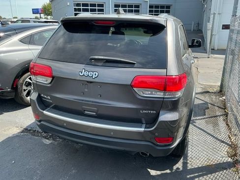 Used 2017 Jeep Grand Cherokee Limited AWD/4WD image 4