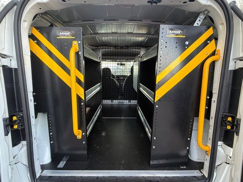 Used 2021 RAM ProMaster City Tradesman SLT image 9