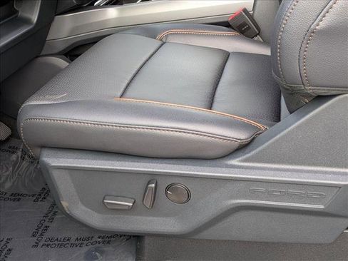 New 2026 Ford F250 Lariat w/ Chrome Package image 4