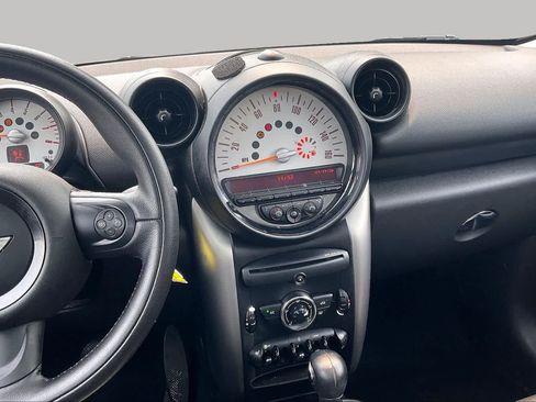 Used 2014 MINI Cooper Countryman FWD image 6