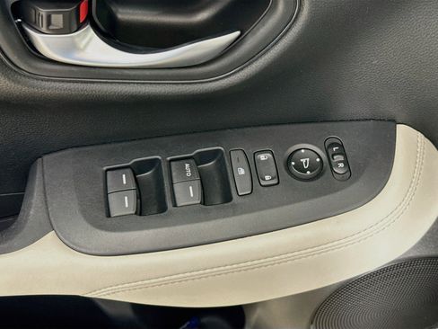 Certified 2024 Honda HR-V LX image 20