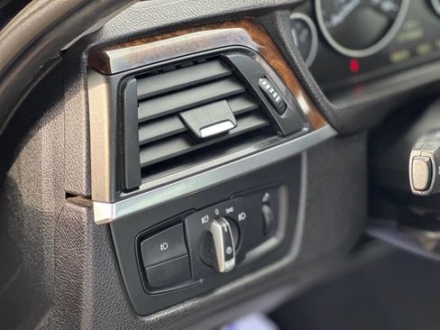 Used 2015 BMW 328i xDrive Sedan w/ Premium Package image 15