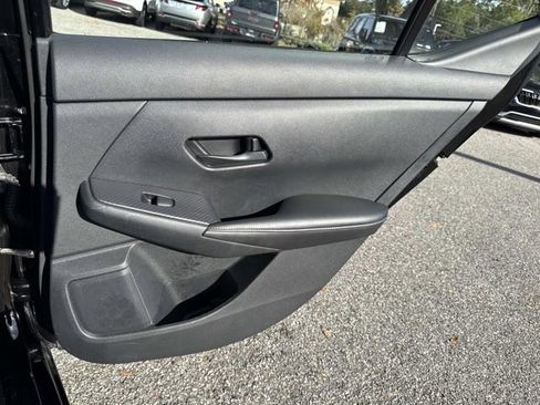 Used 2024 Nissan Sentra SV image 18