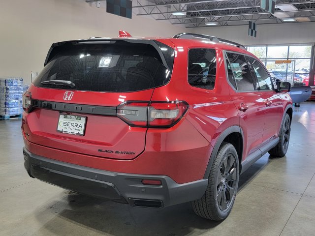New 2026 Honda Pilot Black Edition image 5