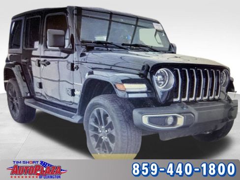 Used 2023 Jeep Wrangler Unlimited Sahara w/ Cold Weather Group AWD/4WD image 3