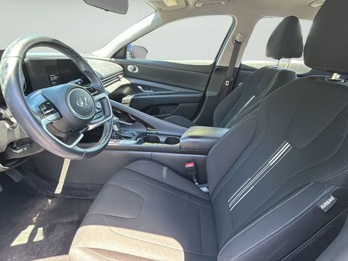 Certified 2023 Hyundai Elantra SEL w/ Convenience Package FWD image 14