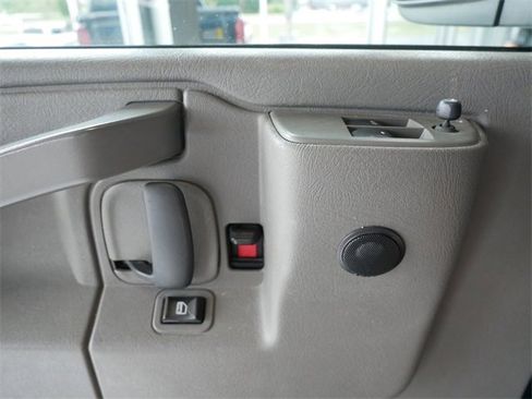 Used 2016 Chevrolet Express 3500 LT w/ LT Preferred Equipment Group image 18