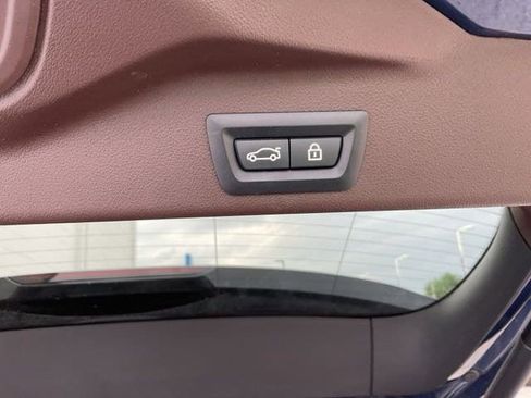 Used 2019 BMW X5 xDrive40i w/ Convenience Package AWD/4WD image 11