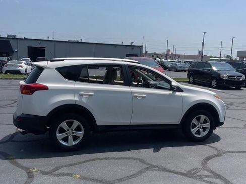 Used 2013 Toyota RAV4 XLE AWD/4WD image 11