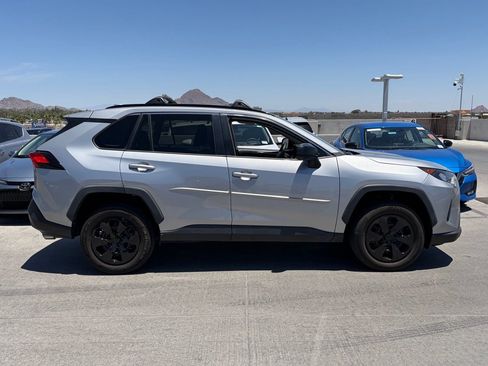 Used 2021 Toyota RAV4 LE w/ Carpet Mat Package (TMS) AWD/4WD image 2