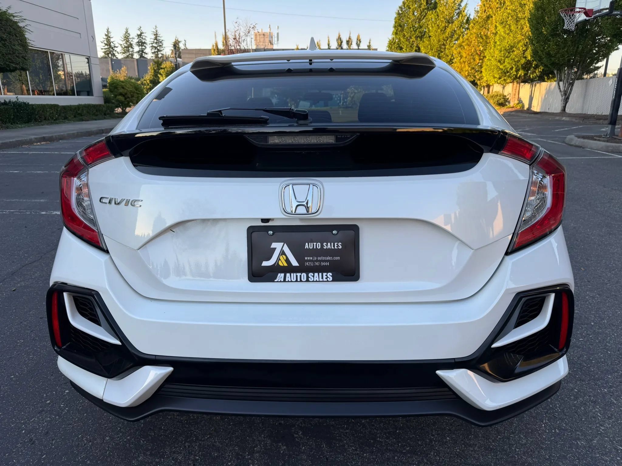 Used 2020 Honda Civic EX image 9