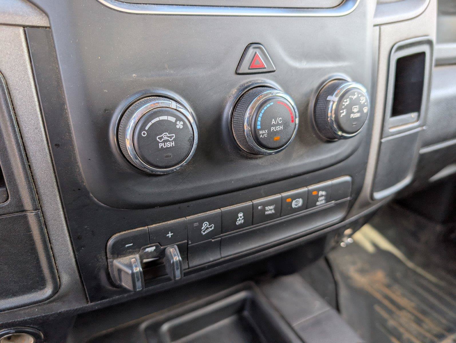 Used 2018 RAM 2500 Tradesman w/ Chrome Appearance Group AWD/4WD image 20