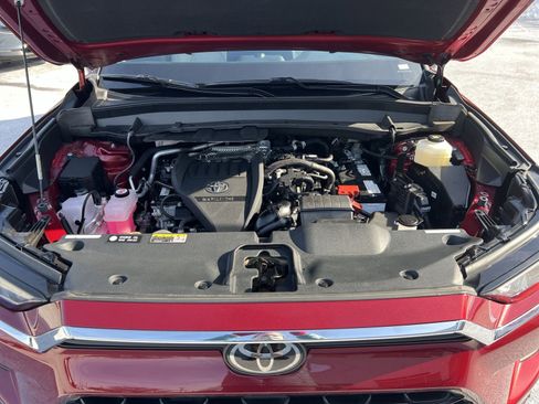 Used 2024 Toyota Grand Highlander Limited image 27