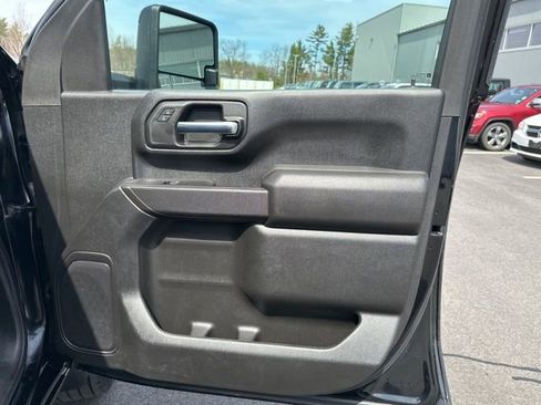 Used 2024 Chevrolet Silverado 2500 Custom w/ Custom Value Package AWD/4WD image 11