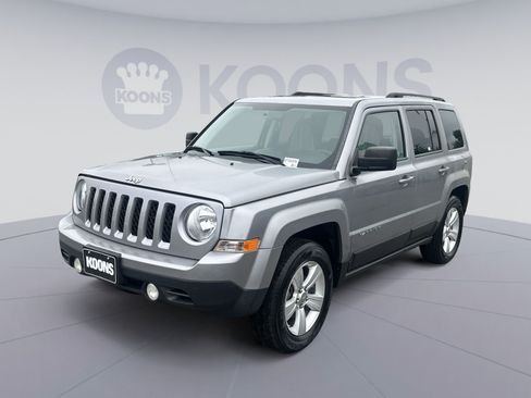 Used 2014 Jeep Patriot Latitude w/ Sun/Sound Group AWD/4WD image 1