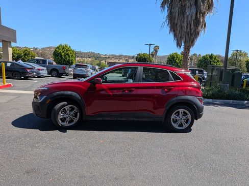 Certified 2023 Hyundai Kona SEL AWD/4WD image 6