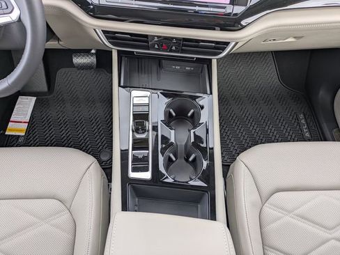 New 2026 Volkswagen Atlas SE FWD image 20
