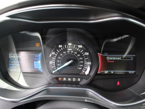Used 2017 Ford Fusion SE w/ Equipment Group 201A AWD/4WD image 23
