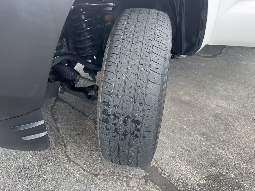 Used 2022 Toyota Tacoma SR RWD image 27