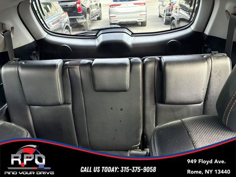 Used 2019 Toyota Highlander Limited Platinum AWD/4WD image 28