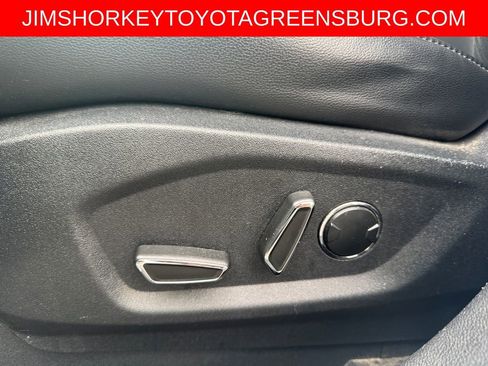 Used 2016 Ford Edge Titanium AWD/4WD image 13