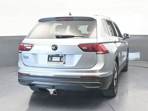 Used 2023 Volkswagen Tiguan SE image 5
