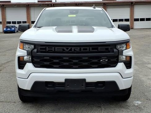 Used 2023 Chevrolet Silverado 1500 Custom w/ Rally Edition image 8