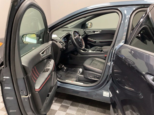 Used 2024 Ford Edge ST-Line AWD/4WD image 14