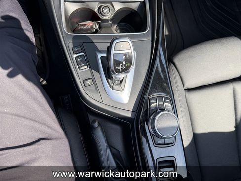 Used 2018 BMW 230i xDrive Convertible image 7