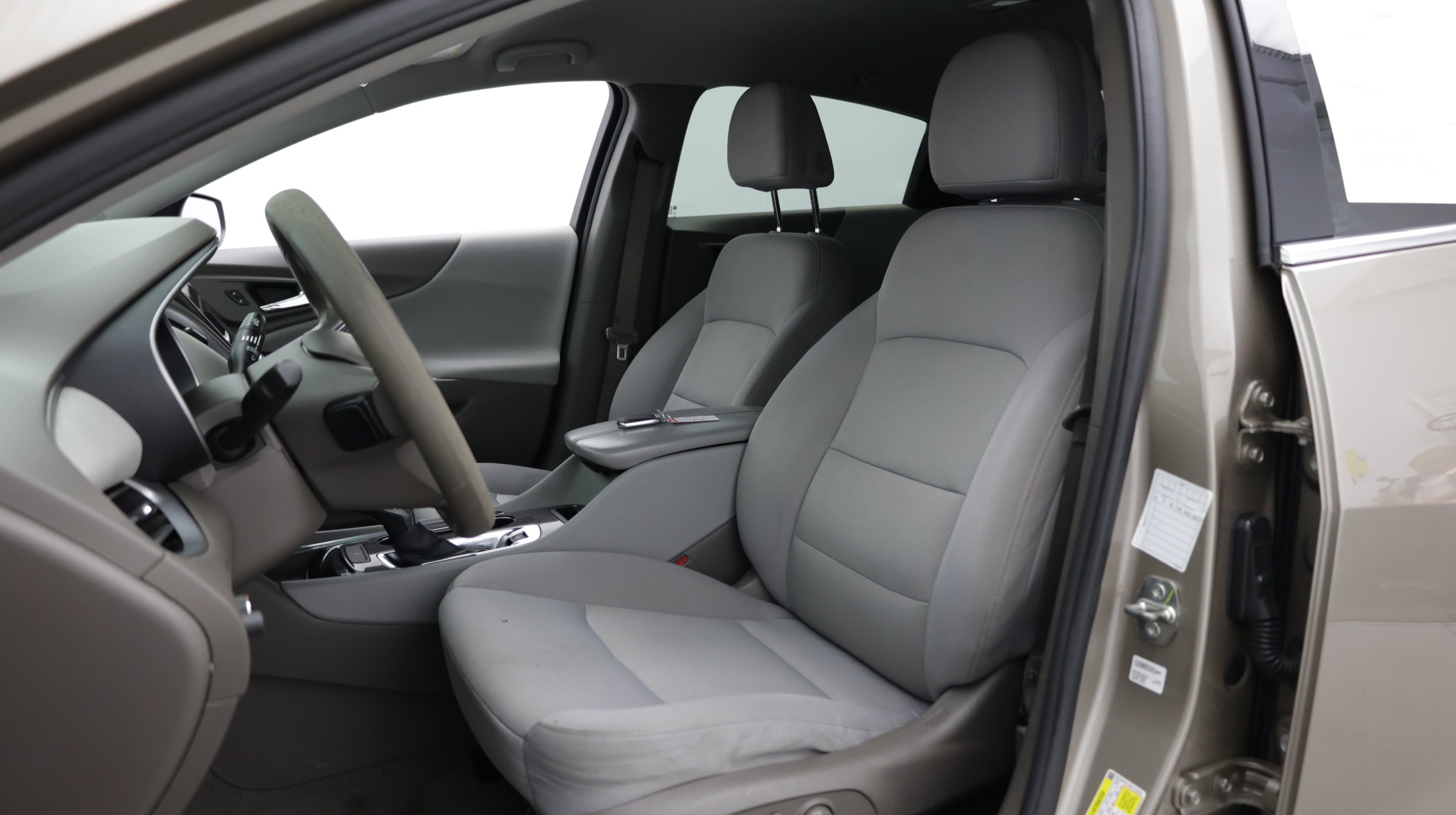 Used 2022 Chevrolet Malibu LT FWD image 16