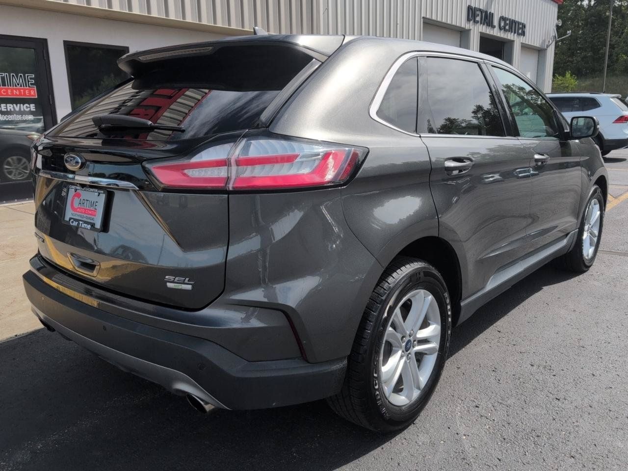 Used 2019 Ford Edge SEL w/ Equipment Group 201A AWD/4WD image 8
