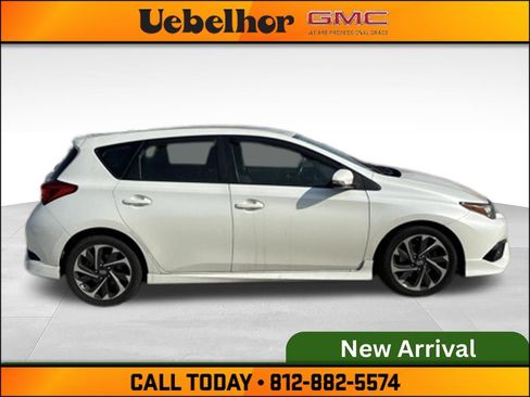 Used 2016 Scion iM FWD image 5